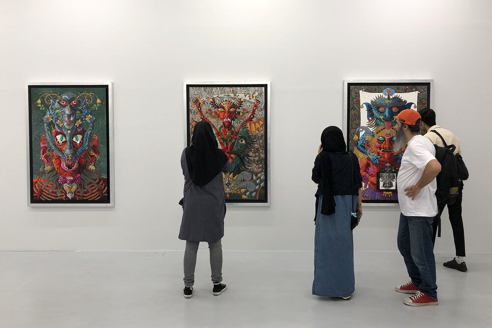 چطور آثار هنریام را بفروشم؟