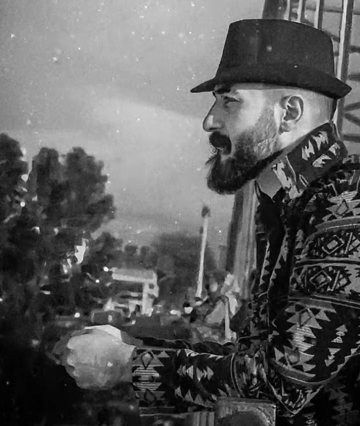 بازار آنلاین خرید و فروش آثار هنری و صنایع دستی